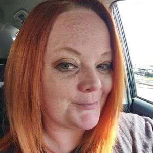 Meet your Posher, Adrienne